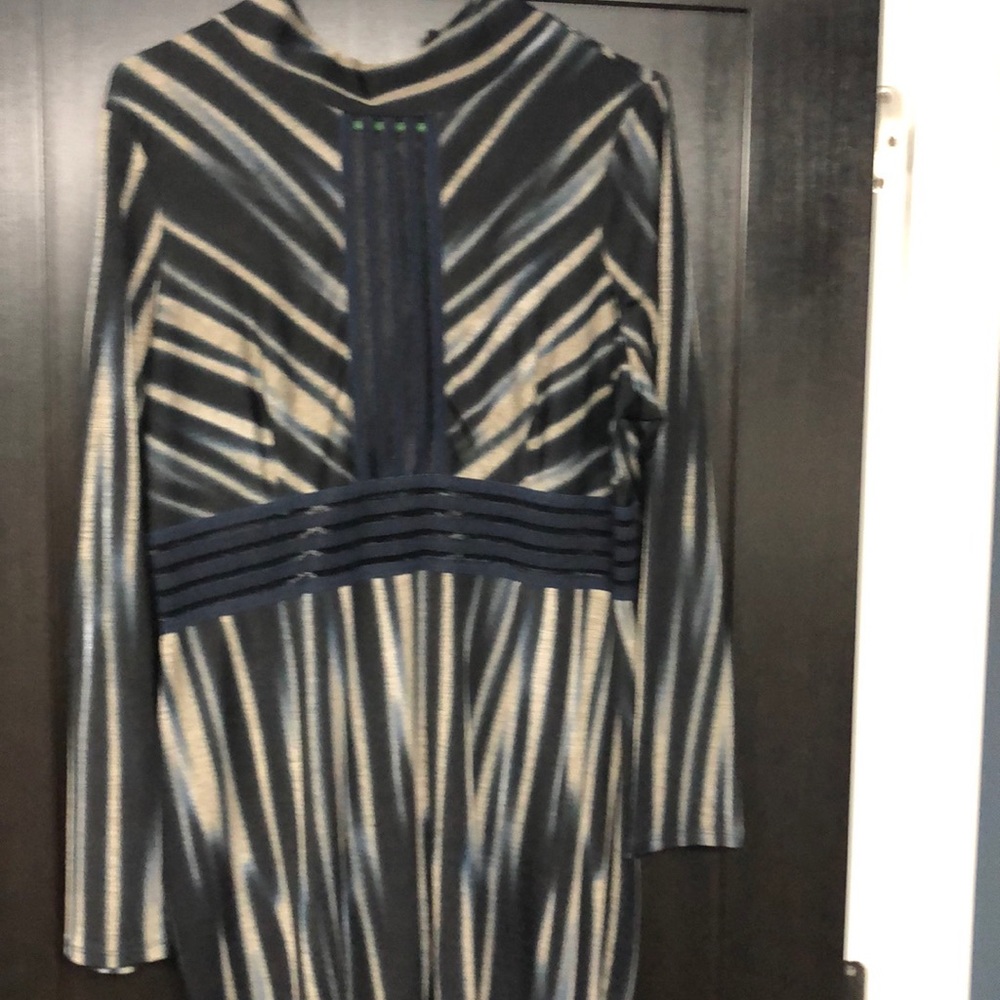 Beautiful dress with mesh details